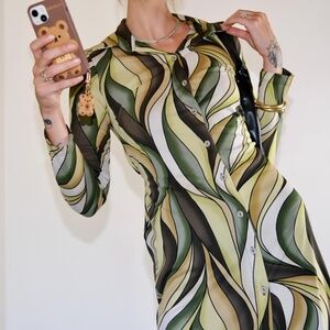 Vintage 90s/Y2K Green and Yellow Retro Spiral Print Shirt-Dress Size Small